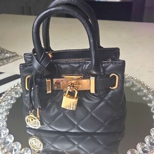 Badgley Mischka Black Quilted Crossbody Mini Bag Retail $99